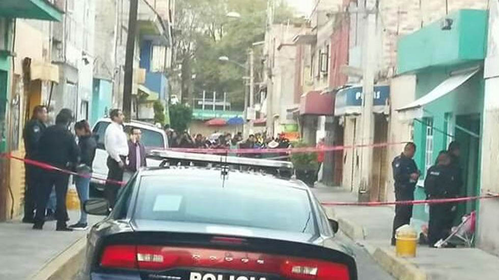 Asesinan a hombre en Iztacalco, menor se encontraba cerca en carriola - asesinan-a-hombre-en-iztacalco-2