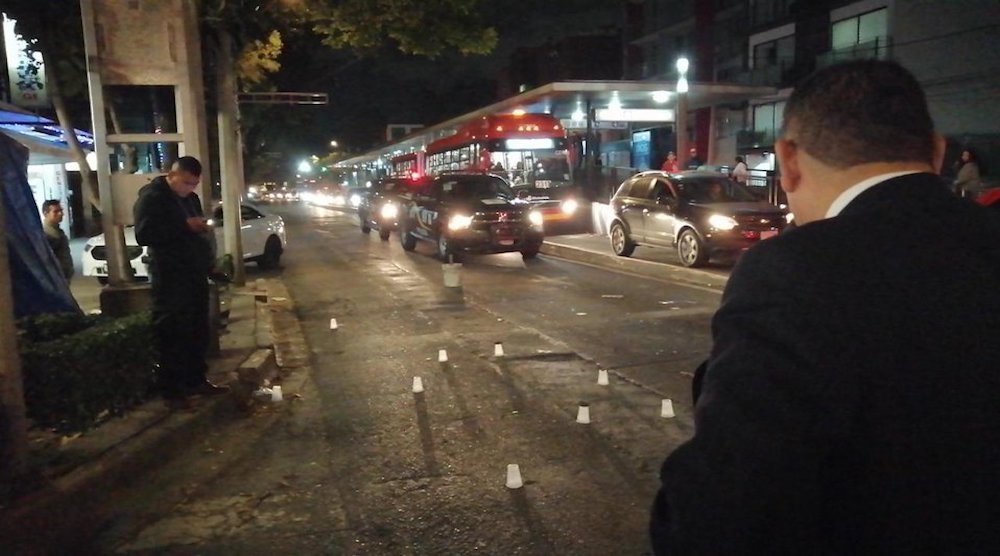 Atacan a policía en la Del Valle