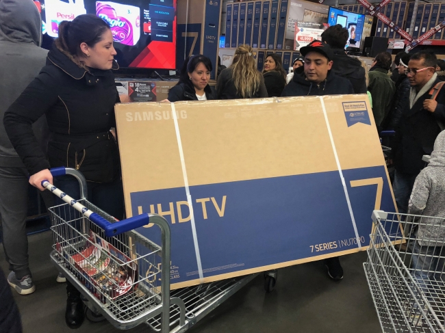 Consumidores buscan pantallas y computadoras en el Buen Fin - buen-fin-sams3