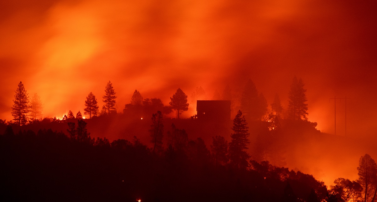 Incendio en California alcanza récord de víctimas mortales - camp-fire-california