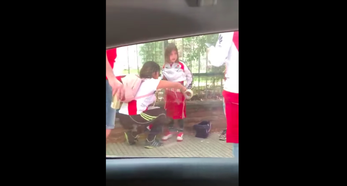 Detienen a madre que pegó bengalas al cuerpo de su hijo