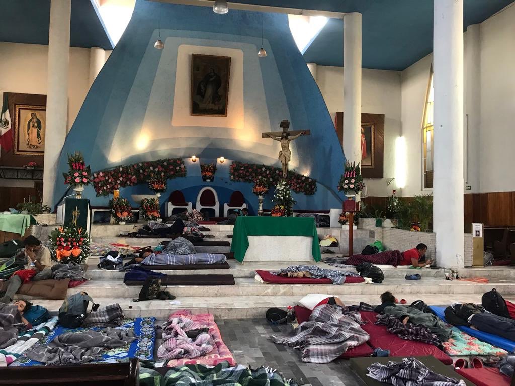 Migrantes se reagrupan en Puebla con rumbo a la Ciudad de México - caravana-migrante-puebla