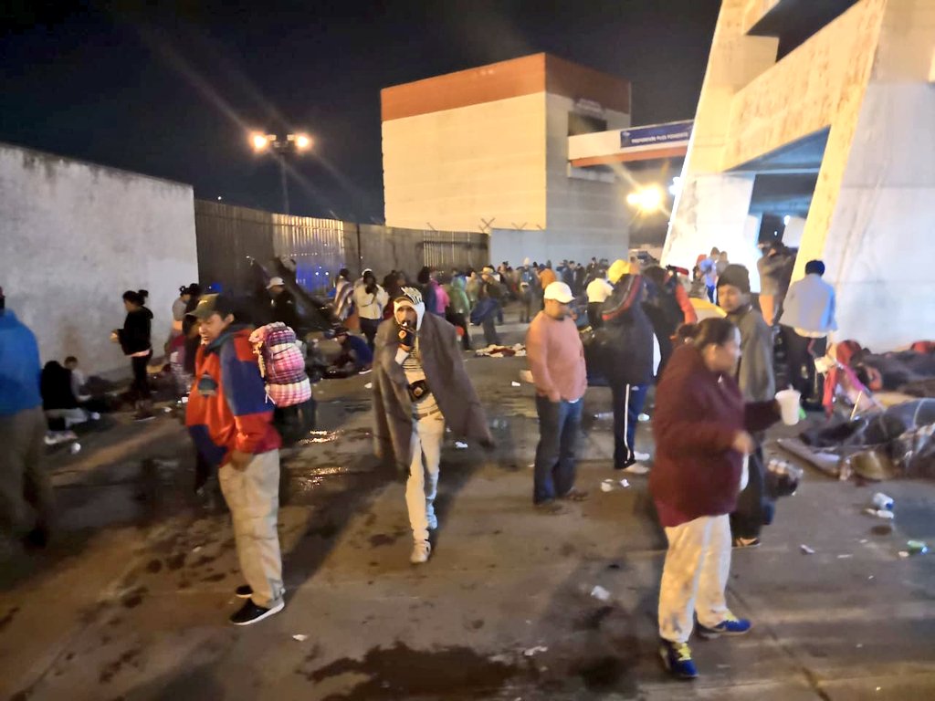 Caravana migrante abandona Querétaro - caravana-migrante-queretaro-2