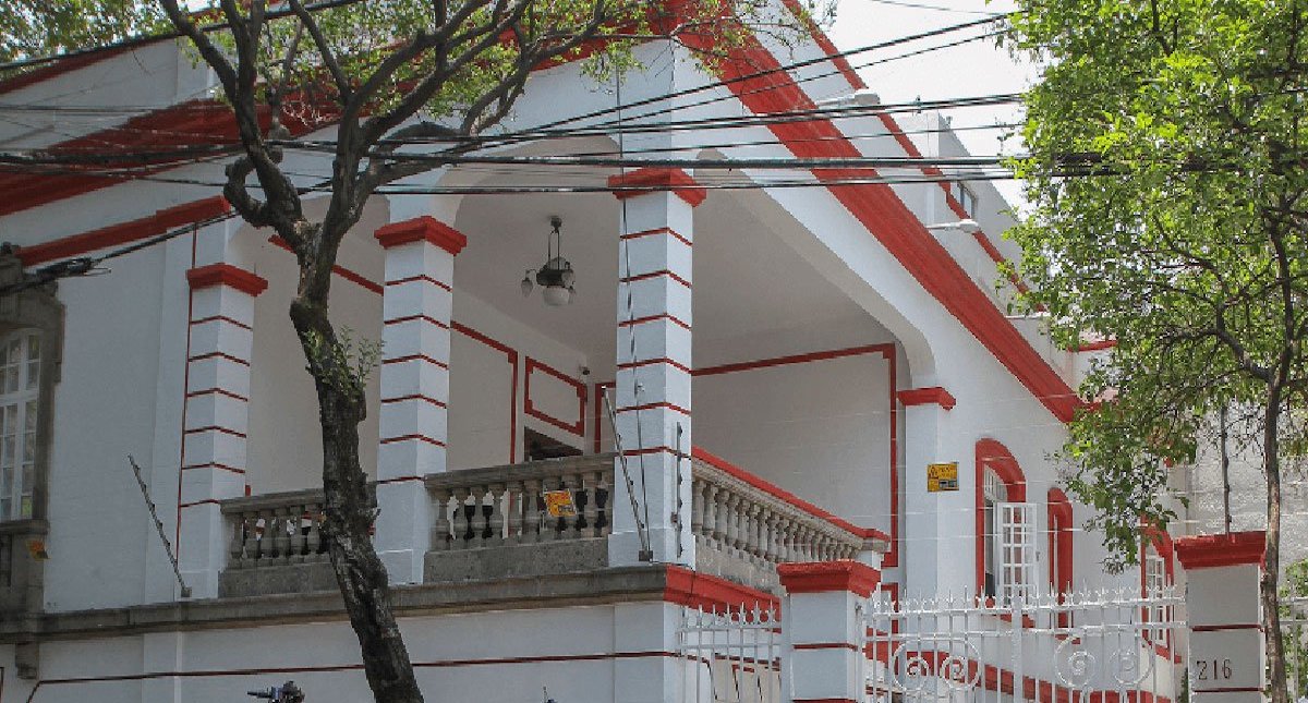 Revisa AMLO con gabinete presupuesto energético