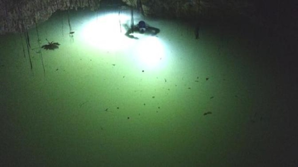 Clausuran cenote en Tulum por muerte de buzos alemanes