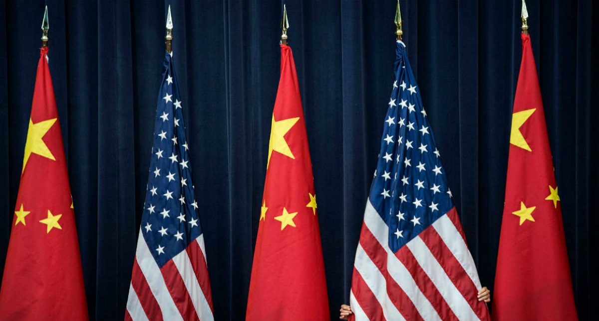 Washington recibe a dos altos funcionarios de China