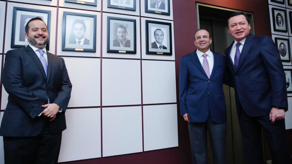 Gobierno de México refrenda compromiso para aclarar caso Iguala - chong-navarrete-poire-retratos-2