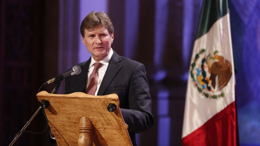 Estamos a tiempo de corregir decisión sobre NAIM: De la Madrid