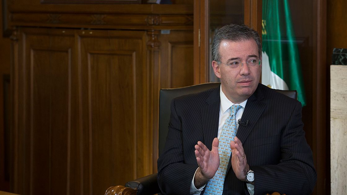 Díaz de León, el banquero central de las nubes negras - diaz-de-leon-zh-32jpg-423392900