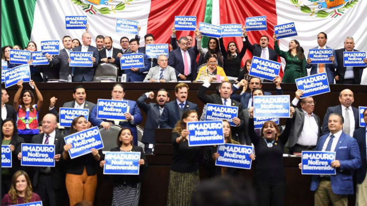 Diputados se enfrentan en la Cámara por invitación a Maduro