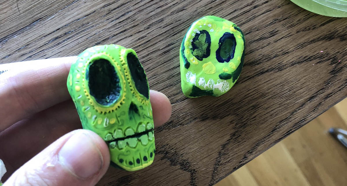 Ofrenda de Google esconde un proceso creativo artesanal - doodle-arcilla-dia-de-muertos