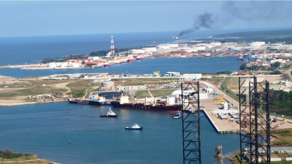 Profepa se deslinda de daños ambientales por refinería en Tabasco