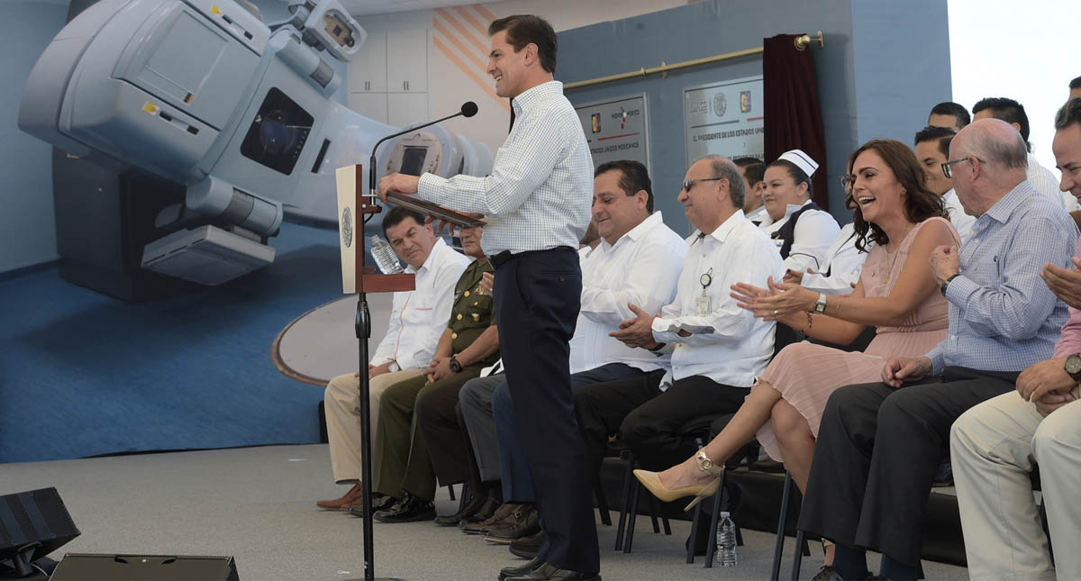 Se cumplió con el 100 por ciento de los compromisos en salud: Peña Nieto - enrique-pena-nieto-compromisos-salud-2