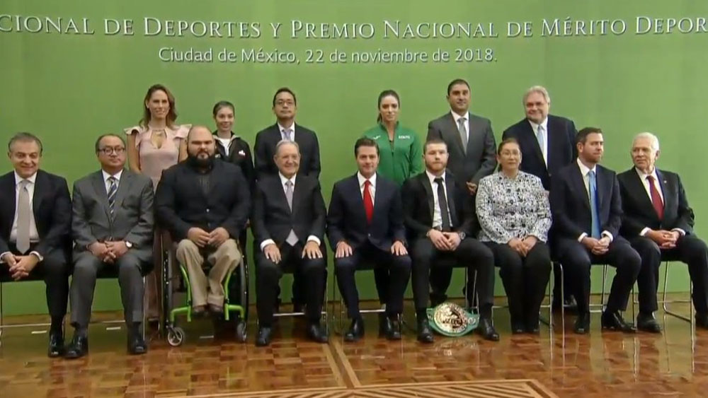 EPN entrega Premio Nacional de Deportes 2018