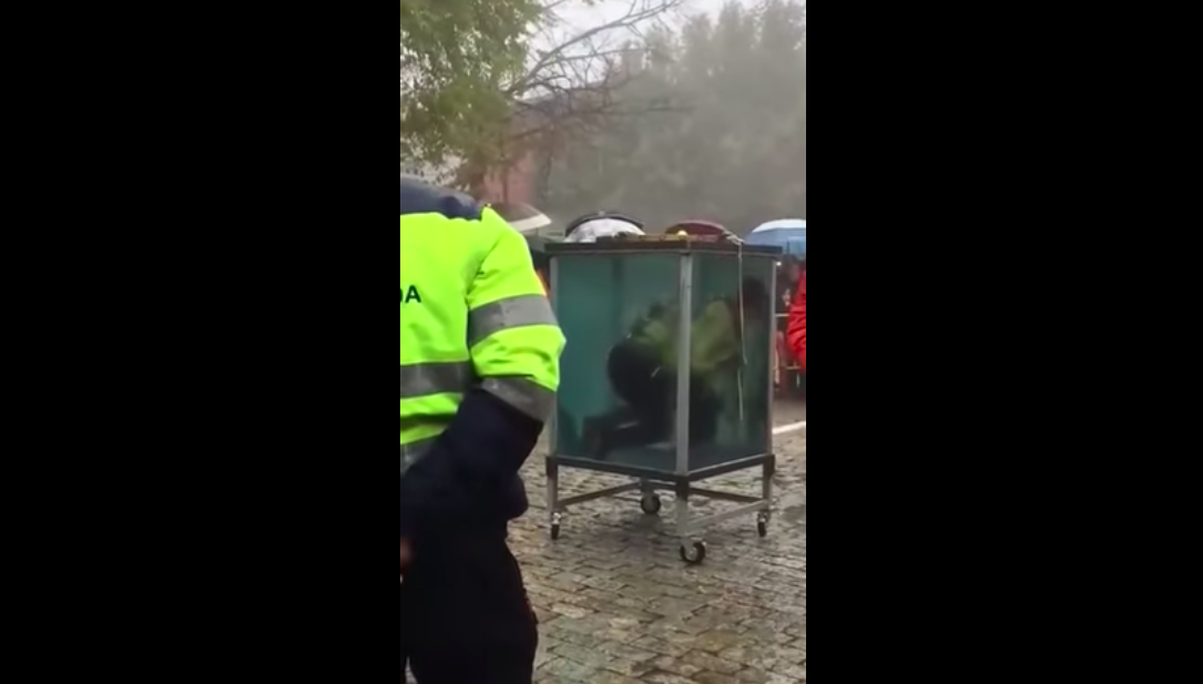 #Video Escapista a punto de morir tras fallo de truco