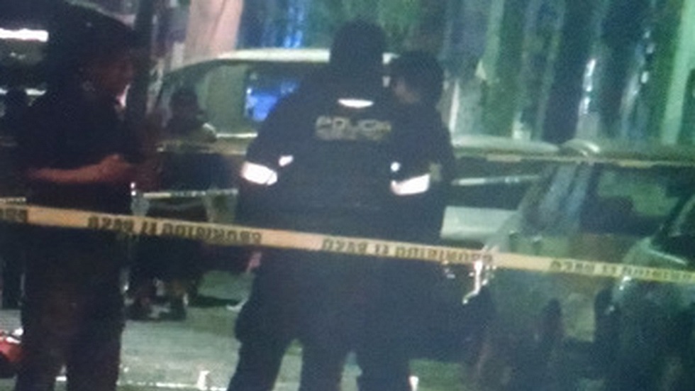 Matan a mujer y hieren a hombre en asalto en Neza