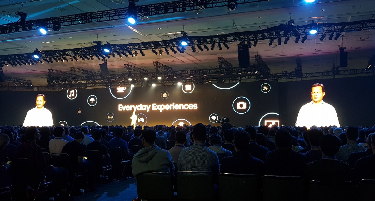 Revela Samsung su pantalla flexible Revela Samsung su pantalla flexible