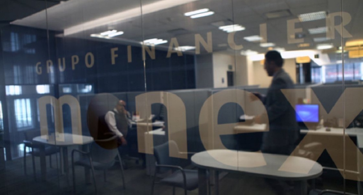 Monex critica propuesta de eliminar comisiones bancarias