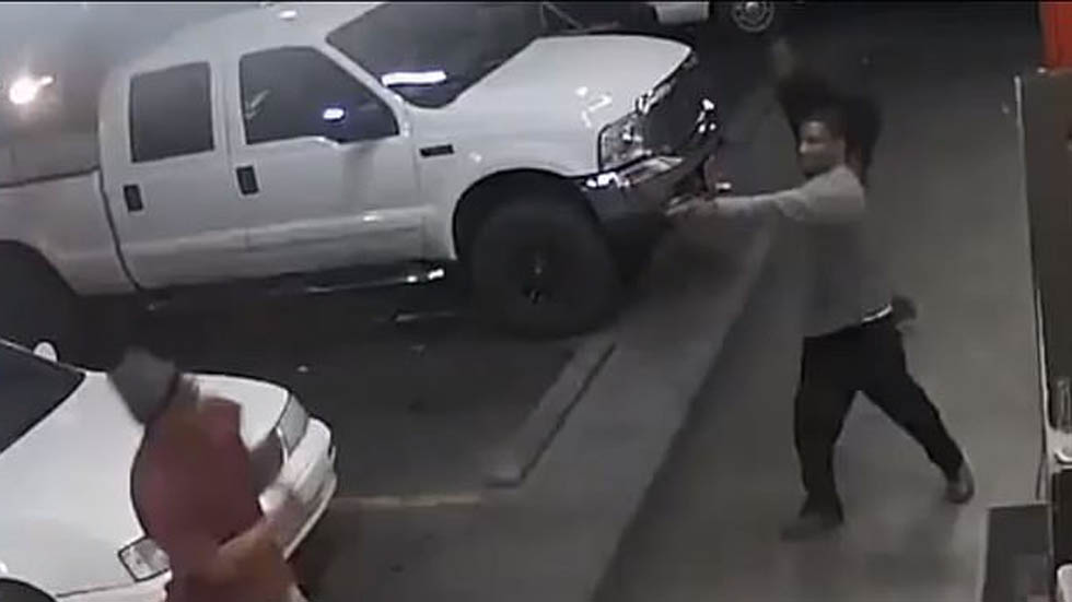 #Video Sujeto termina pelea verbal asesinando a oponente