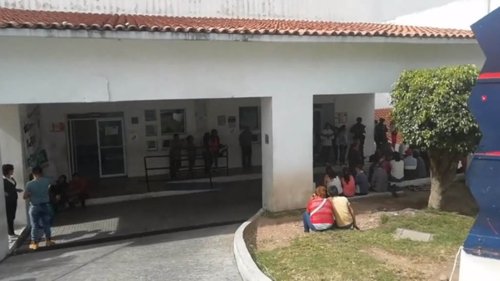 Asesinan a policías y paramédico al entregar cobijas en Taxco - hospital-general-de-taxco