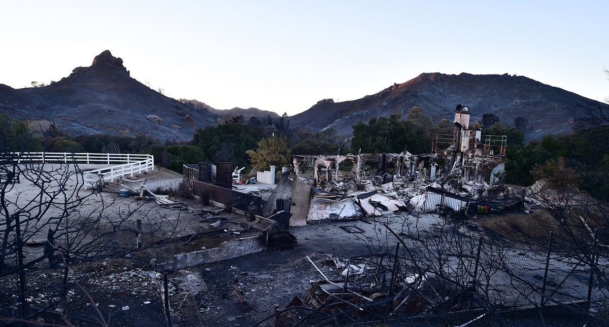 #Video Captan desde el aire devastación en California por incendios #Video Captan desde el aire devastación en California por incendios