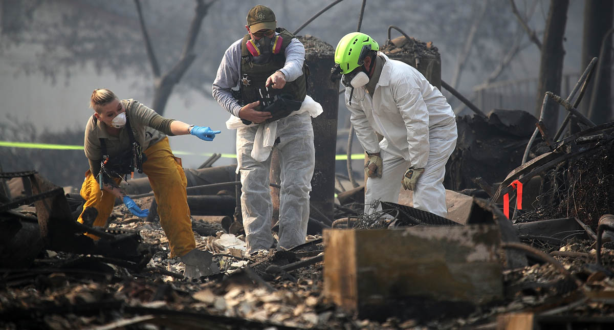 Suman 76 muertos por el “Camp Fire” en California Suman 76 muertos por el “Camp Fire” en California