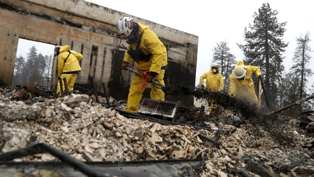 Suman 83 muertos por incendio en California