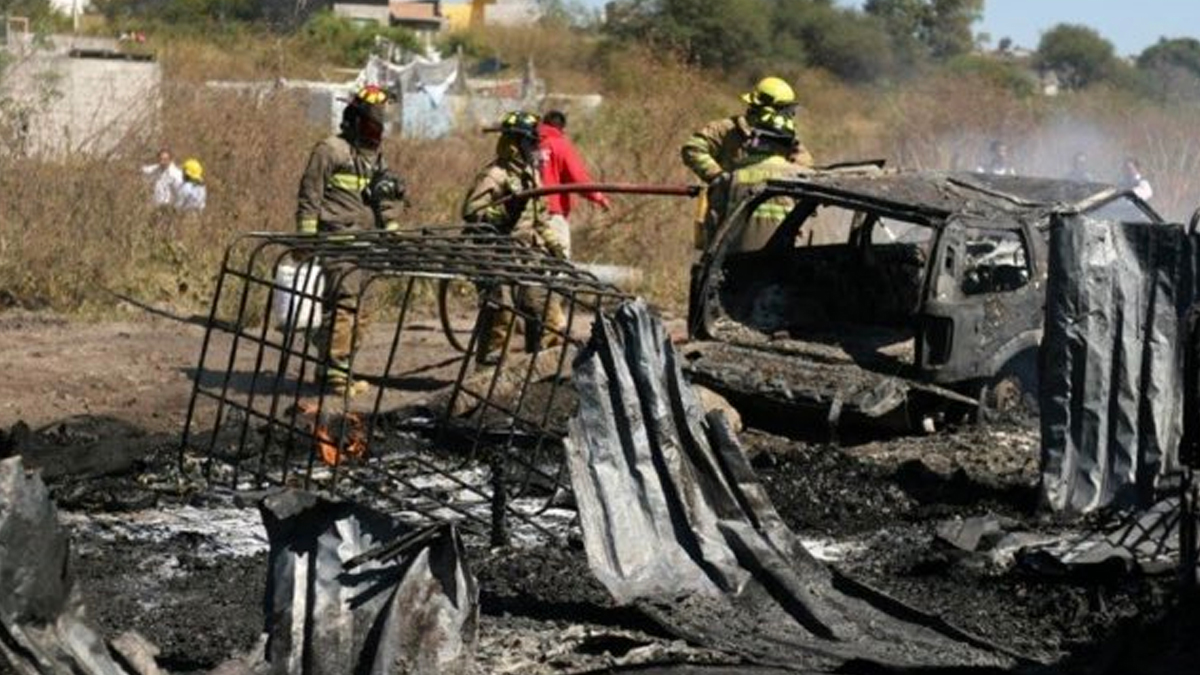 #Video Se incendia bodega de gasolina robada en Morelia