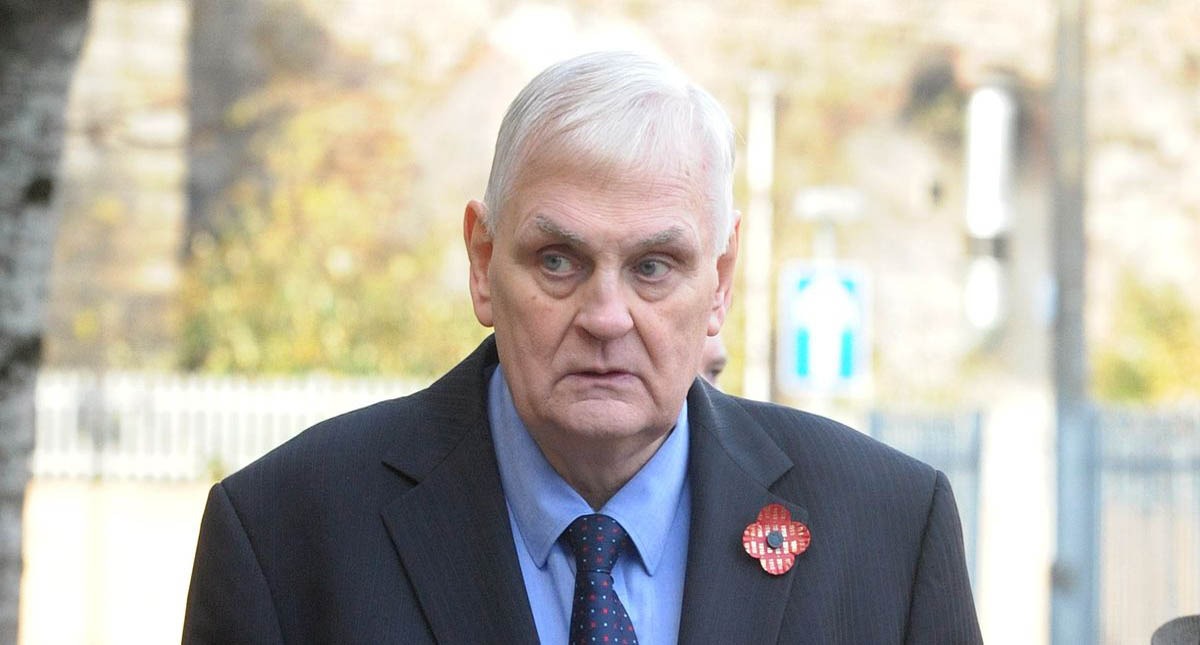 Sentencian a exentrenador de futbol por abuso sexual infantil - james-torbett-celtic-boys