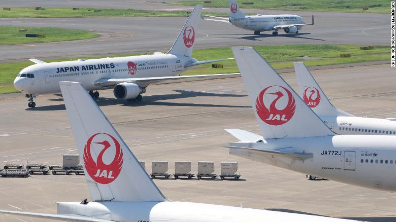 Pilotos de Japan Airlines no pasan alcoholímetro - japan-airlines-1