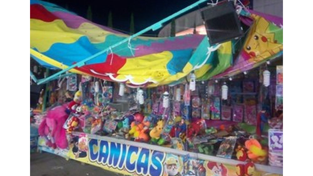 #Video Lona salva a joven tras caer de juego mecánico en Tlaxcala - juego-mecanico-feria-de-tlaxcala