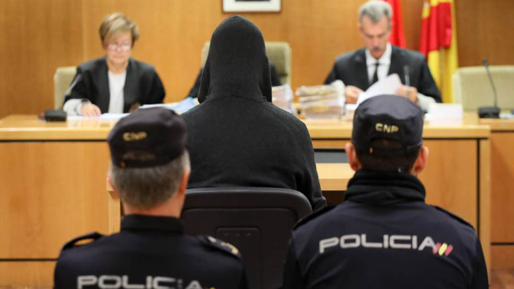 Profesor acepta 130 años de cárcel por abusar de 14 alumnos - juicio-de-pedro-ramos