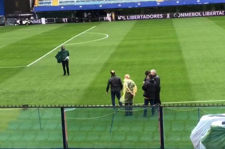 Suspenden la final de la Libertadores por mal clima; se jugará el domingo - lluvia-boca-river-libertadores2
