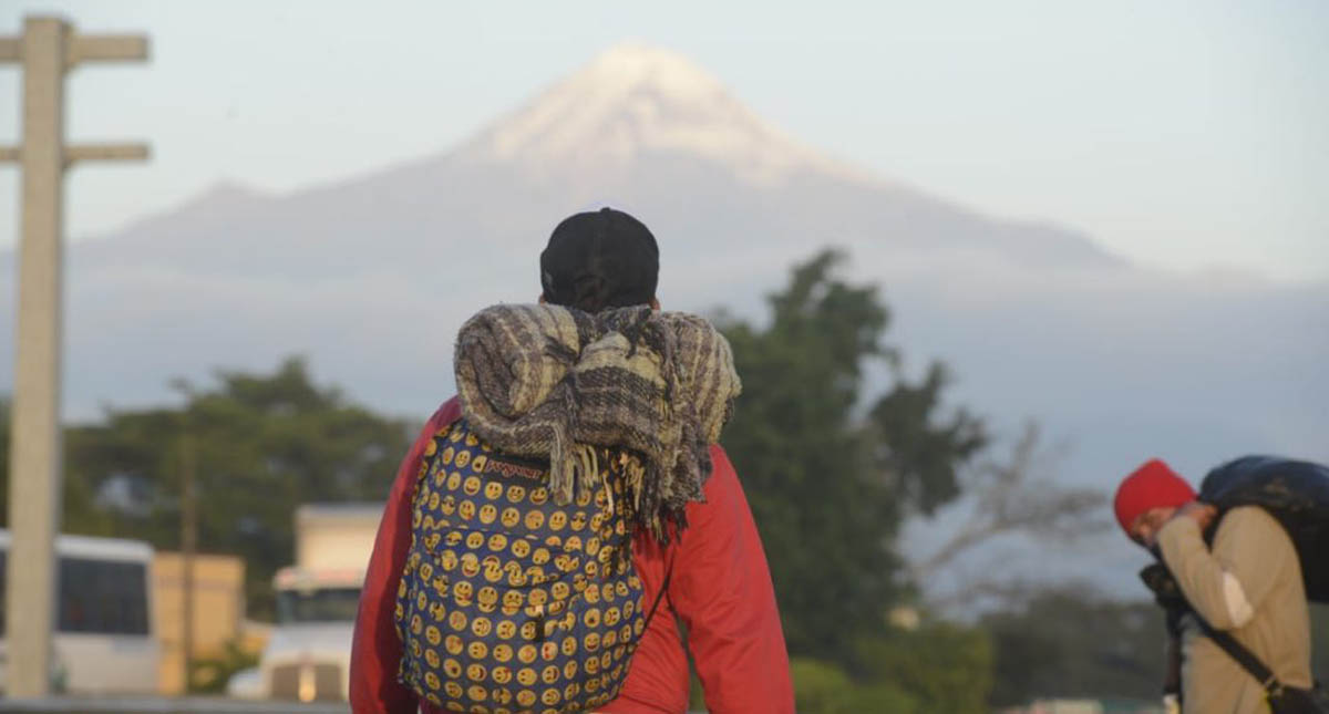 Migrantes en Veracruz parten hacia la Ciudad de México