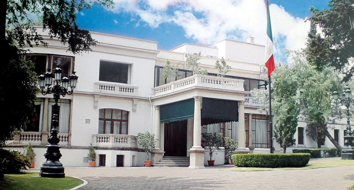Abrirán al público la residencia oficial de Los Pinos Abrirán al público la residencia oficial de Los Pinos