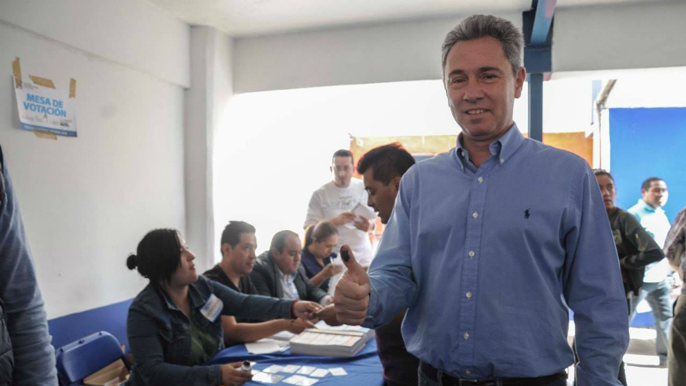 Medita Manuel Gómez Morin seguir en el PAN Medita Manuel Gómez Morin seguir en el PAN