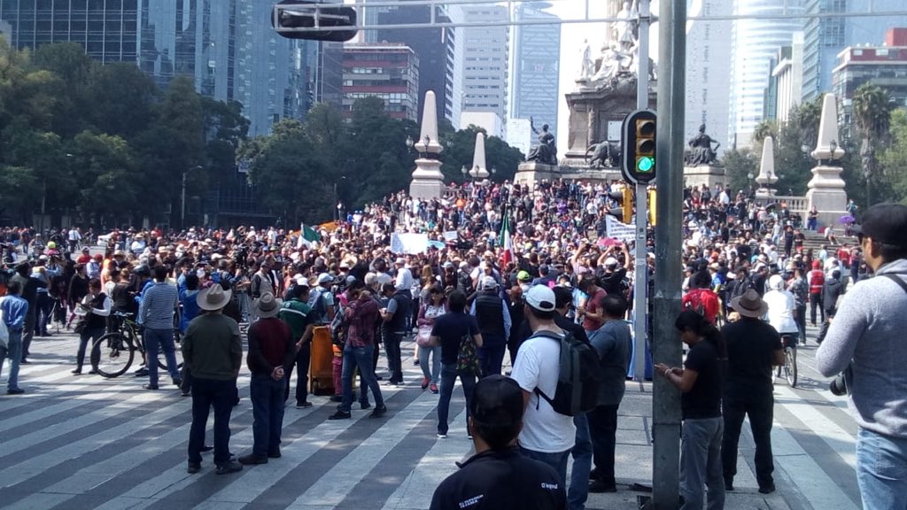 Movimiento rechaza consultas ciudadanas de AMLO Movimiento rechaza consultas ciudadanas de AMLO
