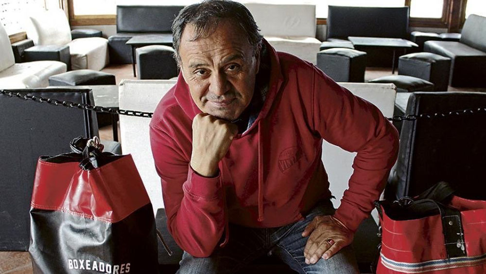 Exboxeador muere atragantado durante concurso de comida