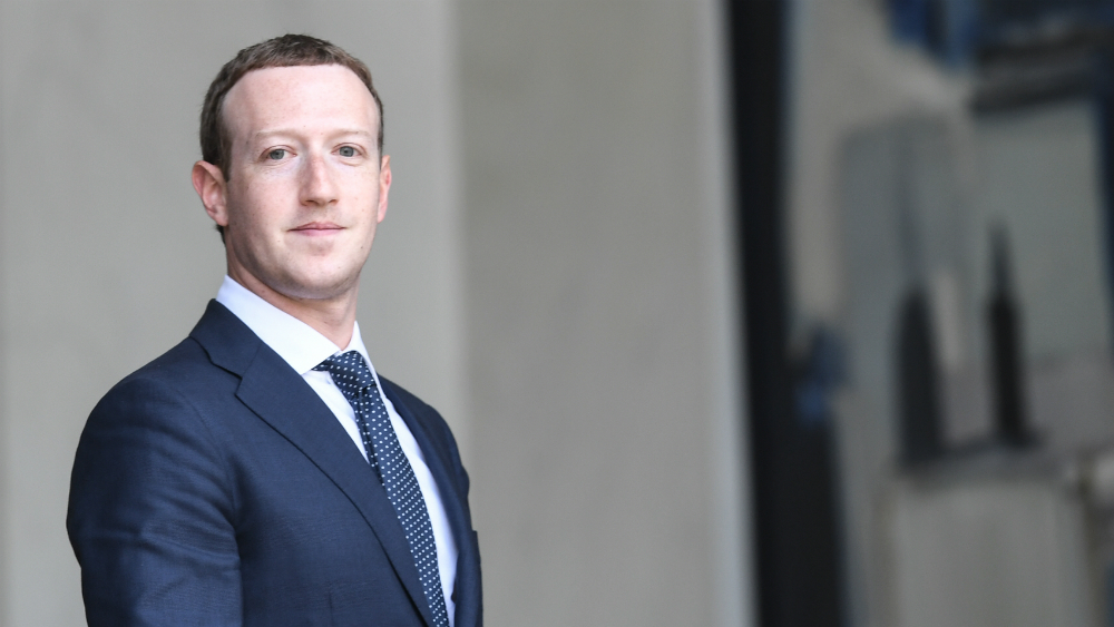 Zuckerberg dice que no está pensando en dimitir