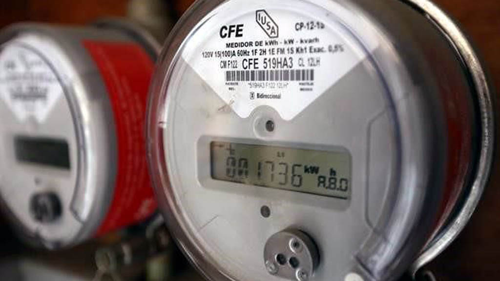 Industrias y comercios elevarían precios por alza de luz