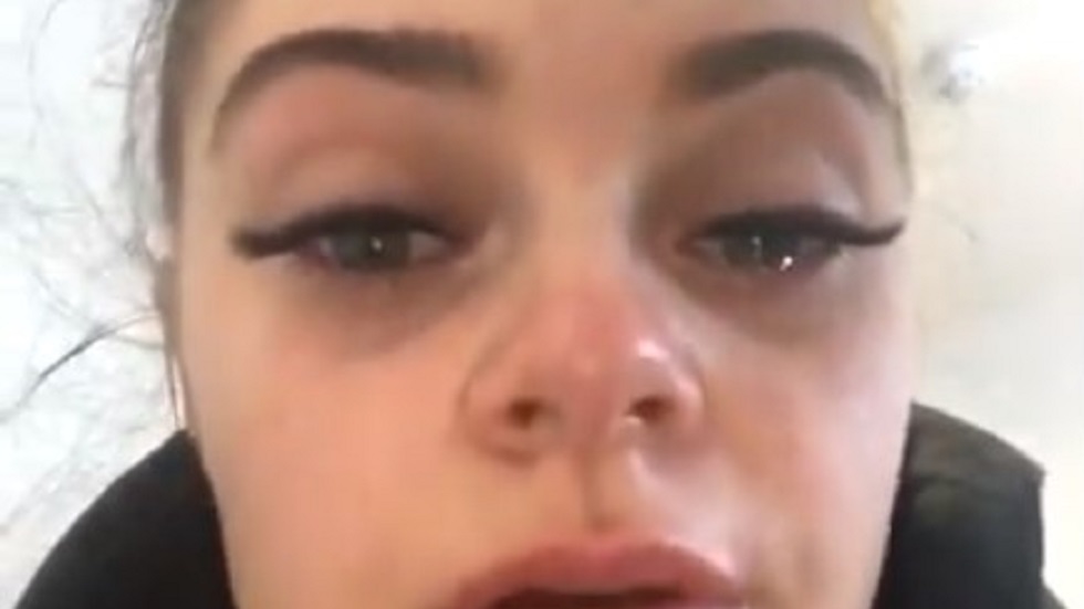 #Video Joven sufre ceguera temporal tras ponerse pestañas postizas - megan-rixson