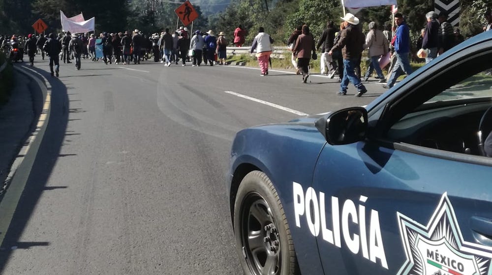 Liberan manifestantes autopista México-Toluca
