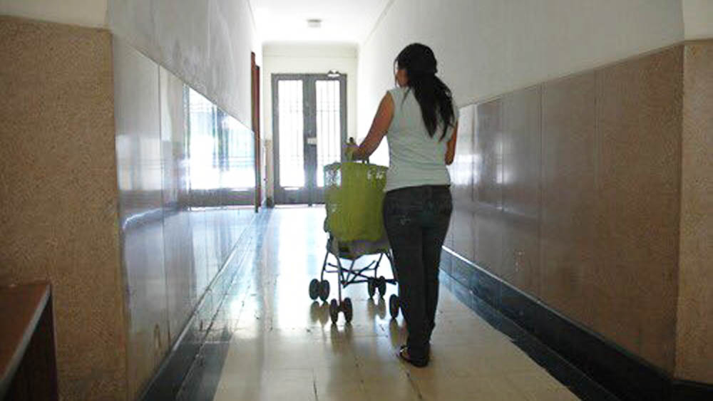 Nace niña durante paso de la caravana migrante por Oaxaca - migrante-da-a-luz-en-oaxaca