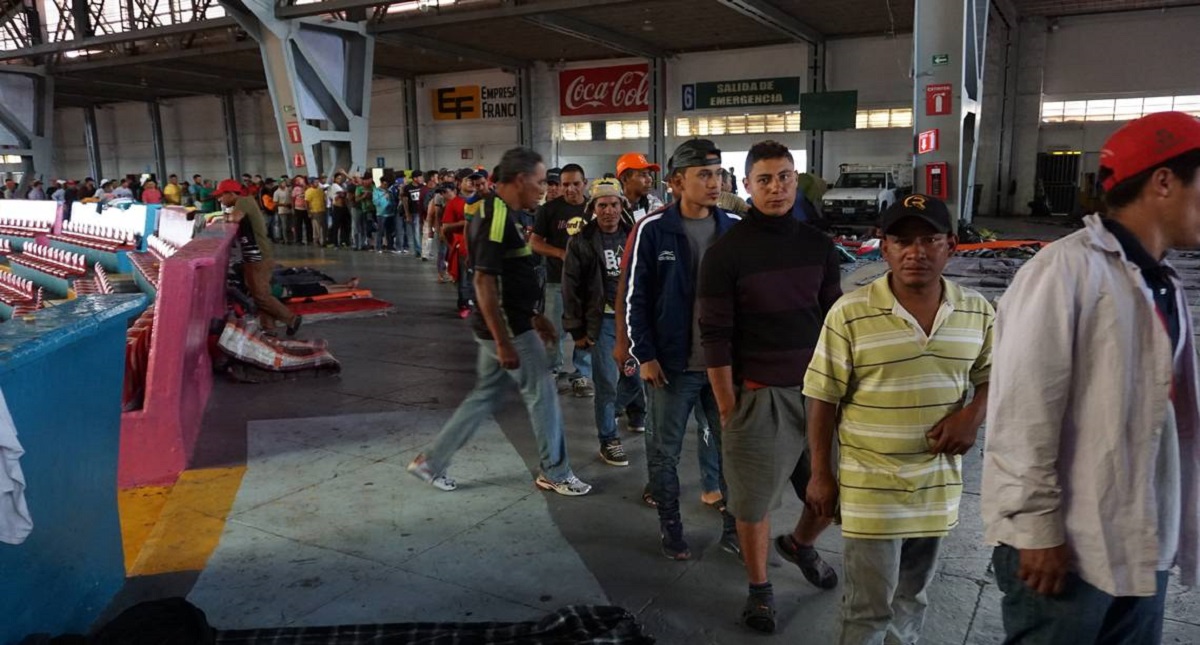 Migrantes parten de Zapopan a Nayarit