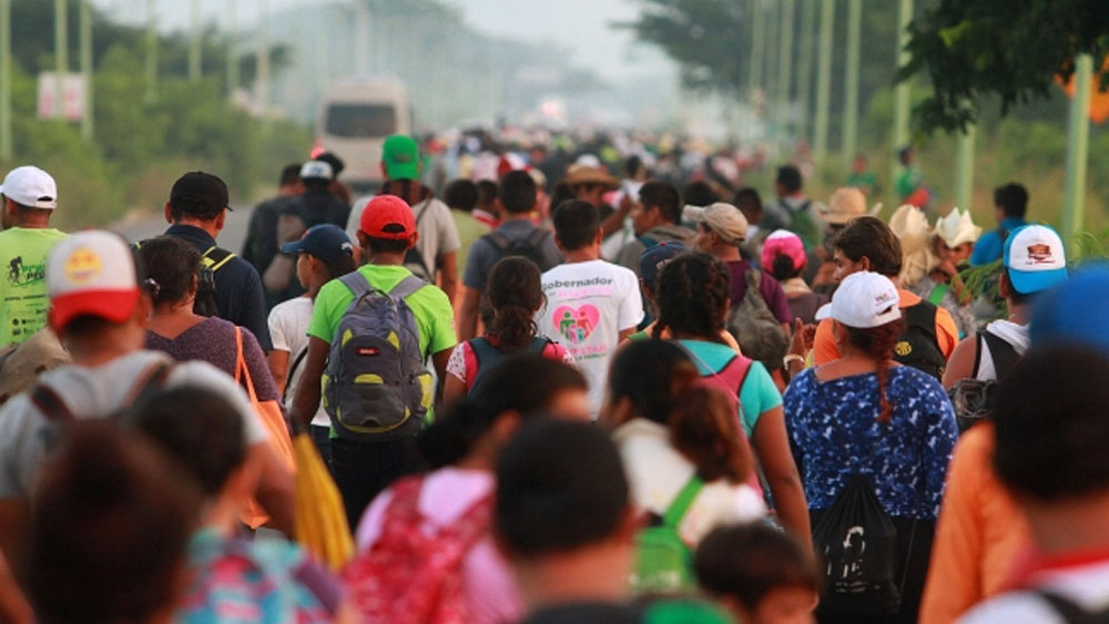 Caravana migrante llega a Matías Romero, Oaxaca