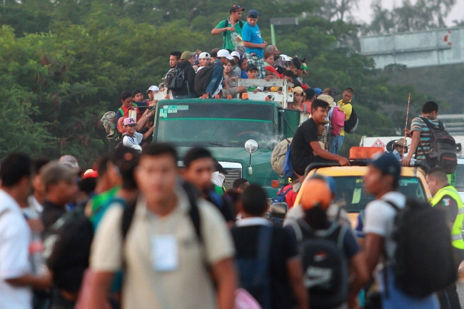 Caravana migrante llega a Matías Romero, Oaxaca - migrantes-juchitan1