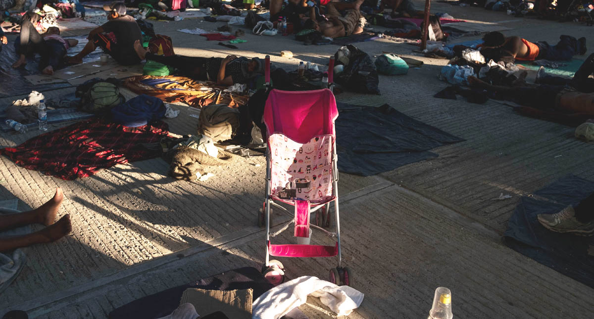 Nace niña durante paso de la caravana migrante por Oaxaca