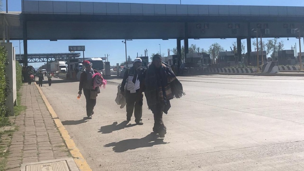 Contingente de caravana migrante llega a Querétaro