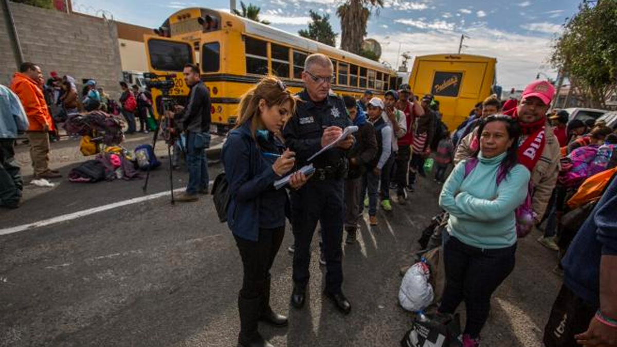 Más de mil 500 migrantes de la caravana llegan a la frontera con EE.UU. Más de mil 500 migrantes de la caravana llegan a la frontera con EE.UU.