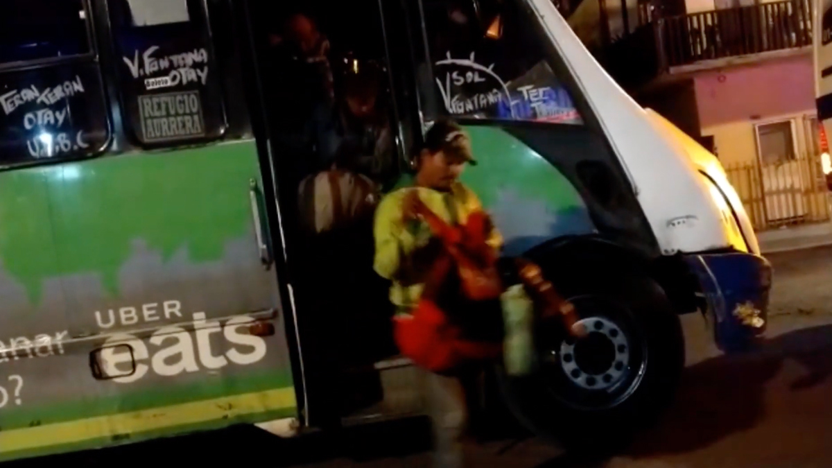 En autobuses, arriban a Tijuana integrantes de la caravana migrante En autobuses, arriban a Tijuana integrantes de la caravana migrante